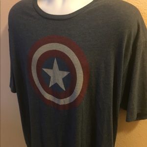 Captain America marvel grey men t-shirt sz 2XLq
